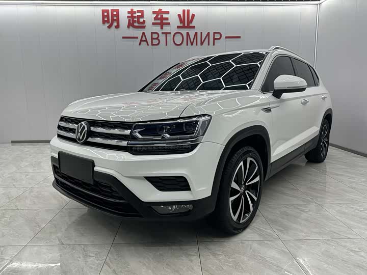 Фото 1 - Volkswagen Tharu