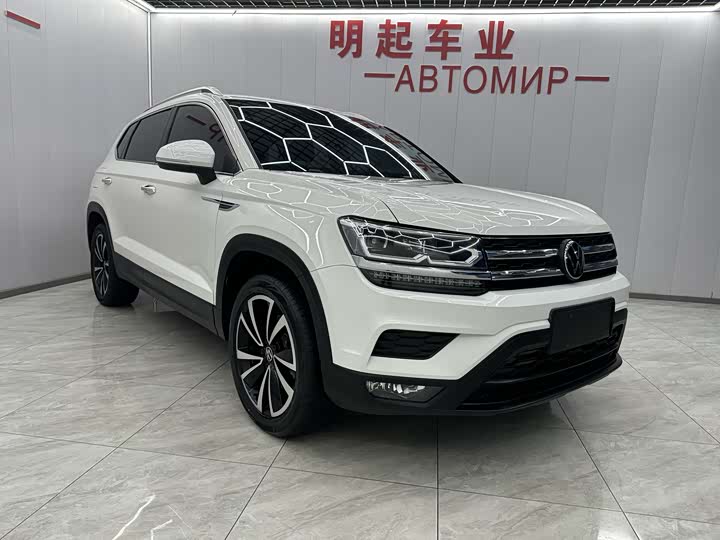 Фото 2 - Volkswagen Tharu