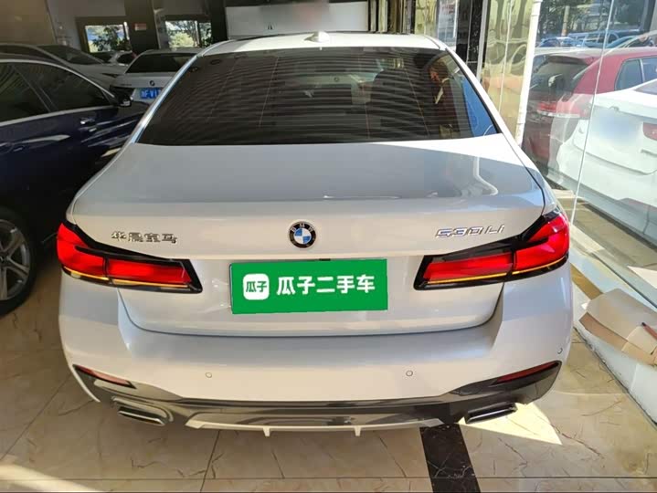 Фото 6 - BMW 5 Series