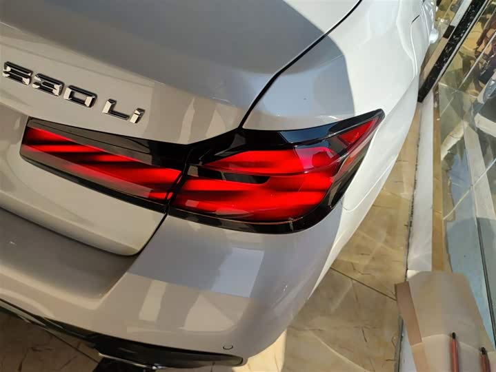 Фото 8 - BMW 5 Series