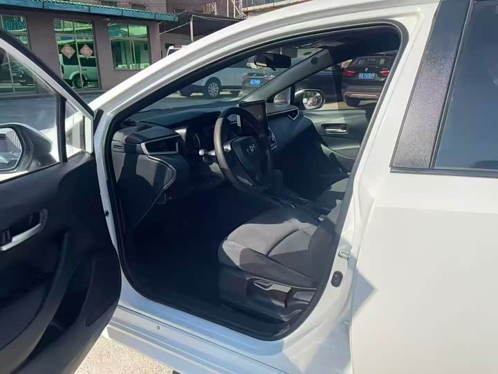 Фото 4 - Toyota Levin