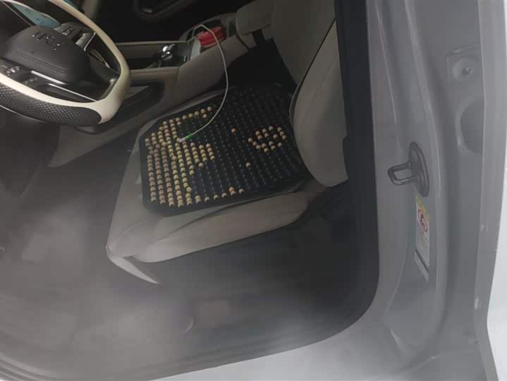 Фото 9 - BYD Yuan Up