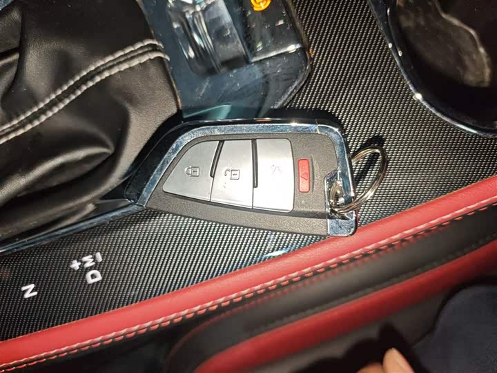 Фото 9 - Changan Oshan X5