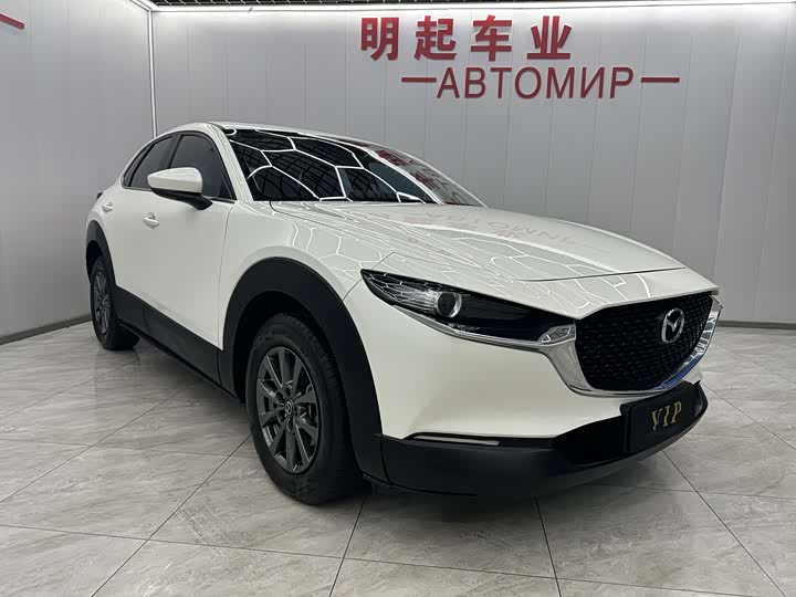 Фото 2 - Mazda CX-30