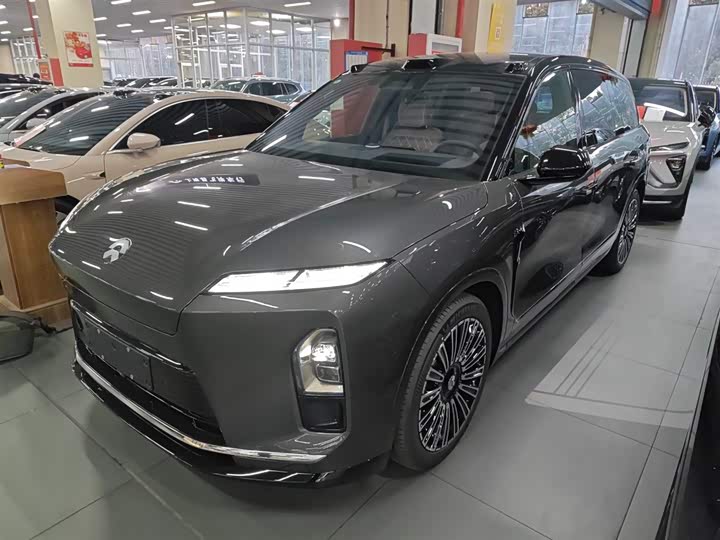 Фото 1 - Nio ES8