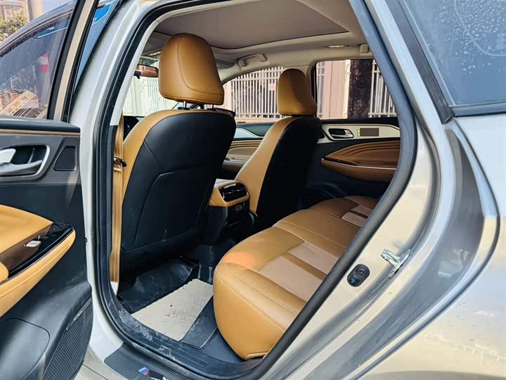 Фото 5 - GAC Aion S