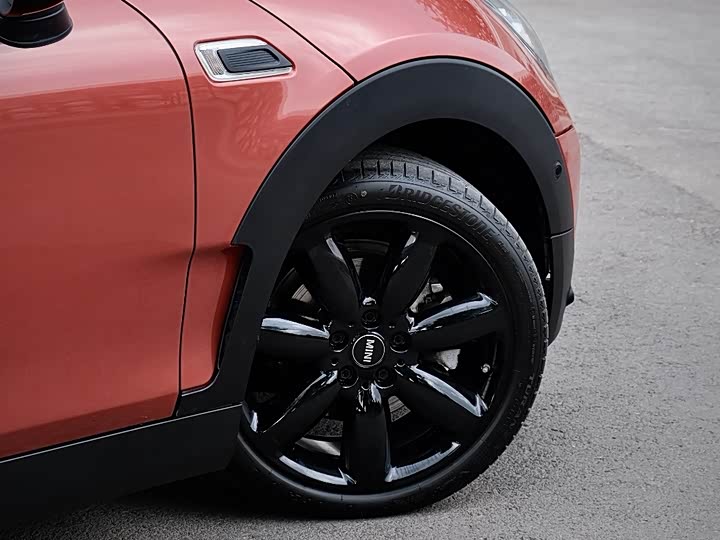 Фото 3 - Mini Clubman