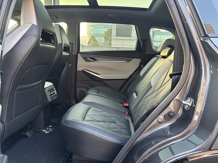 Фото 7 - Changan CS75 Plus