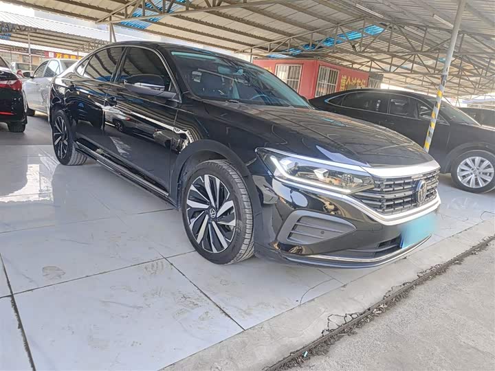 Фото 4 - Volkswagen Passat