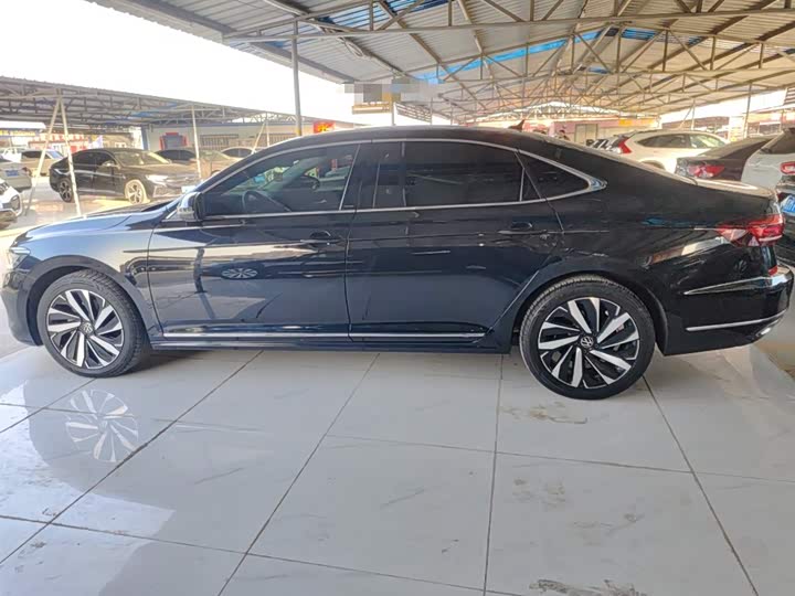 Фото 5 - Volkswagen Passat