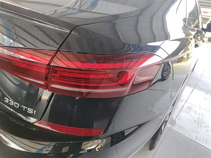 Фото 8 - Volkswagen Passat