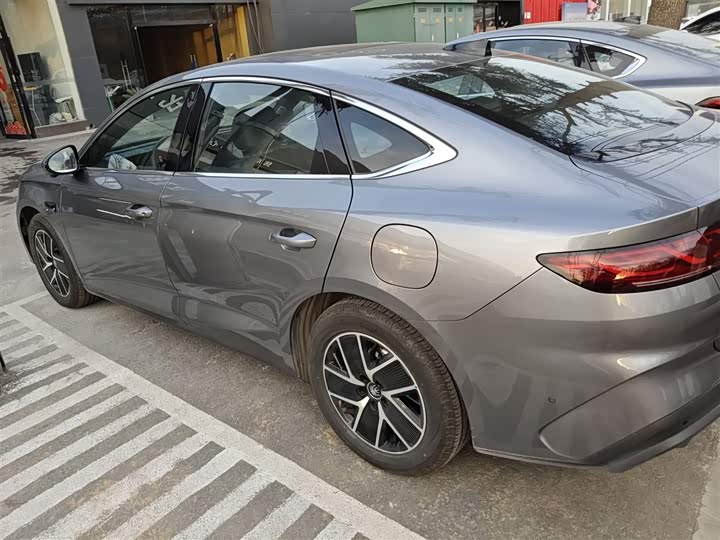 Фото 5 - BYD Qin L