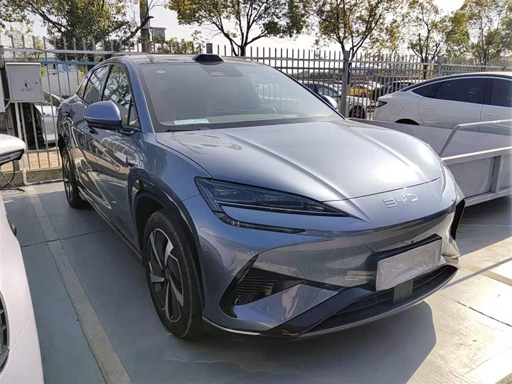 Фото 4 - BYD Sea Lion 07 EV