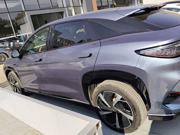 Фото 5 - BYD Sea Lion 07 EV