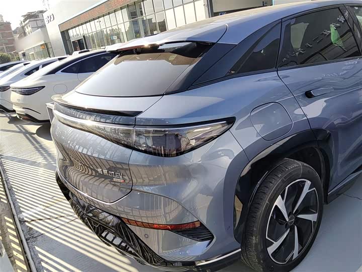 Фото 6 - BYD Sea Lion 07 EV