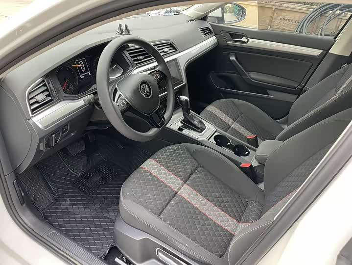 Фото 4 - Volkswagen Lamando L