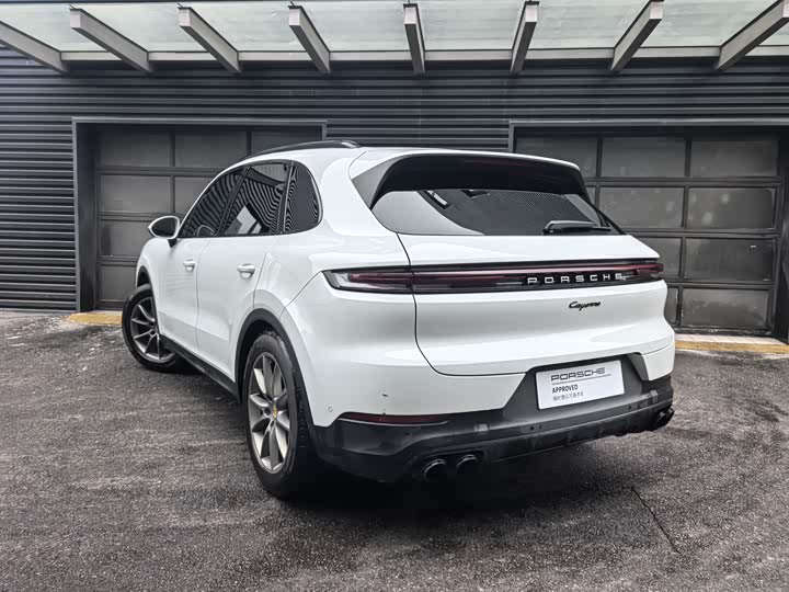 Фото 8 - Porsche Cayenne