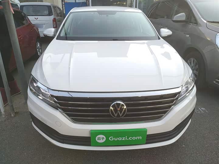 Фото 3 - Volkswagen Lavida