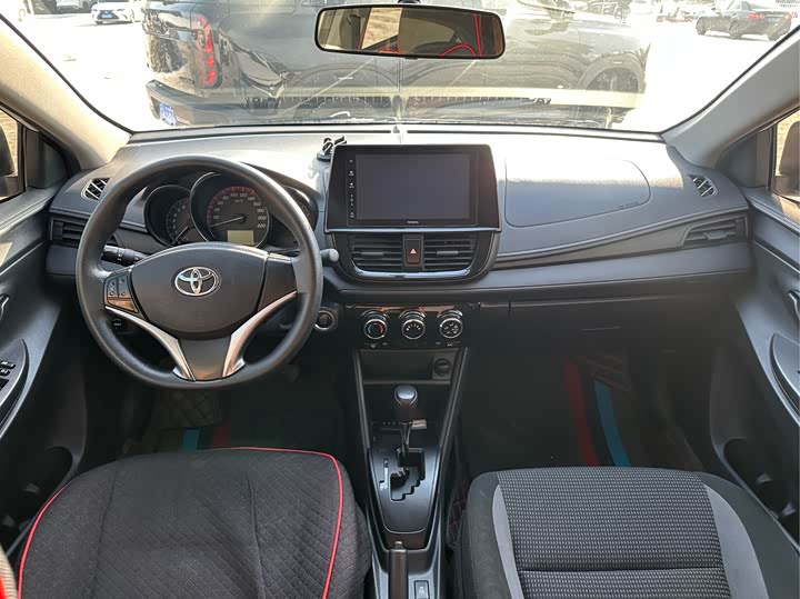 Фото 6 - Toyota Vios