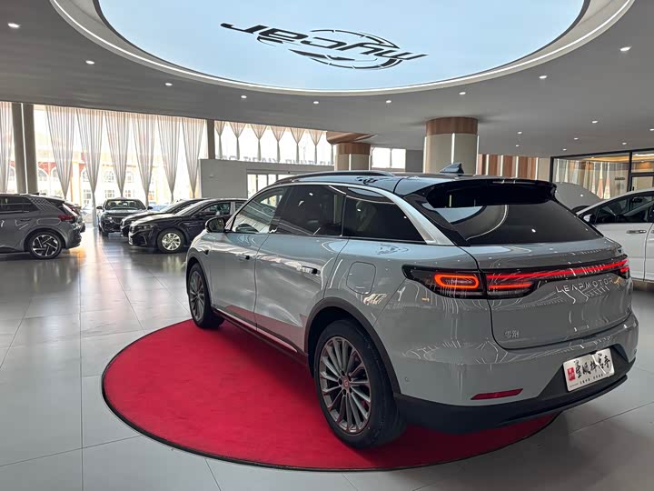 Фото 7 - Leapmotor C11