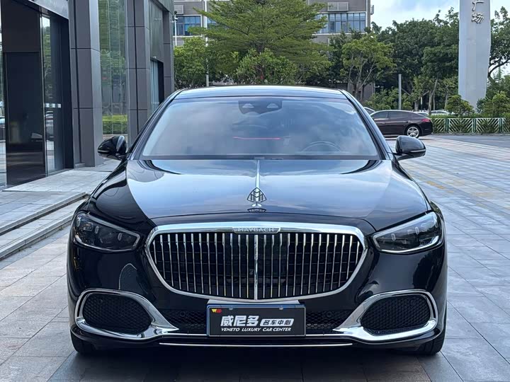 Фото 2 - Mercedes-Benz Maybach S-Class