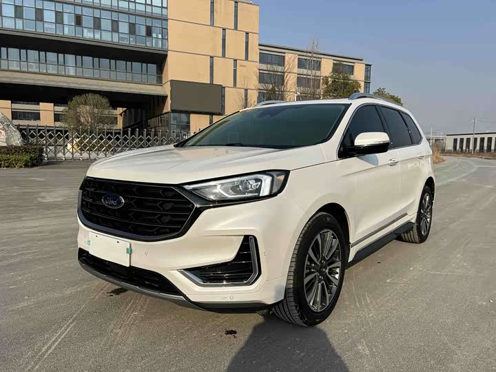 Фото 1 - Ford Edge