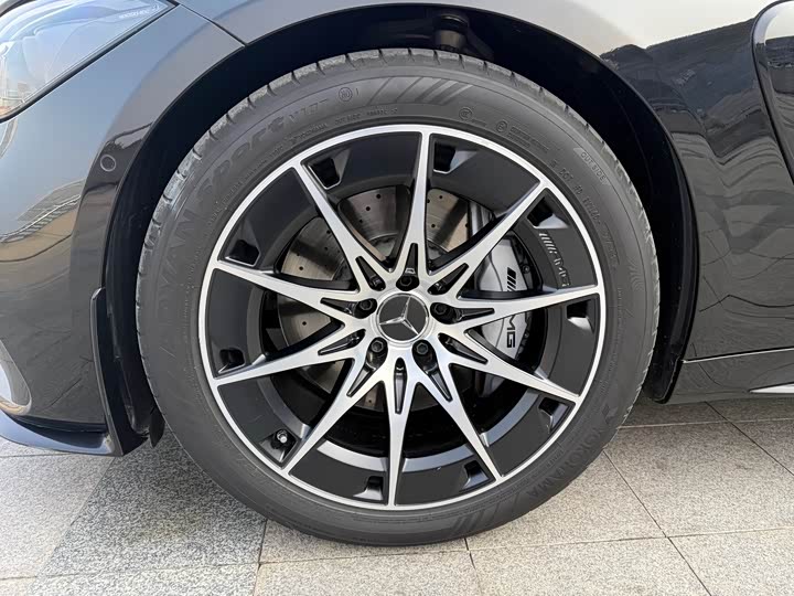 Фото 5 - Mercedes-Benz CLE-Class AMG