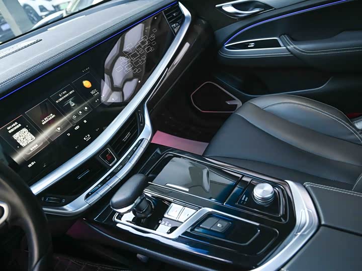 Фото 8 - Geely Emgrand GT