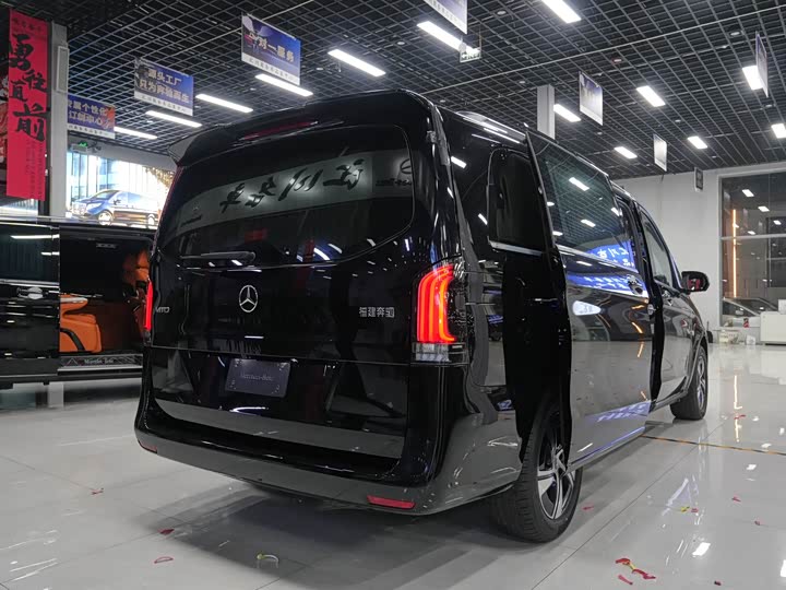 Фото 8 - Mercedes-Benz Vito