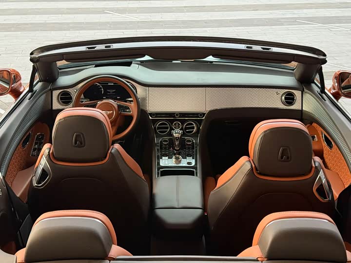 Фото 6 - Bentley Continental GT