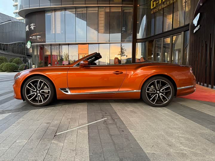 Фото 7 - Bentley Continental GT