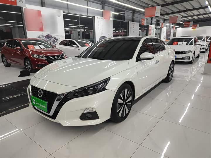 Фото 2 - Nissan Teana