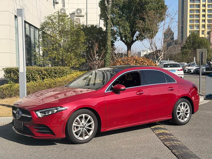 Фото 1 - Mercedes-Benz A-Class