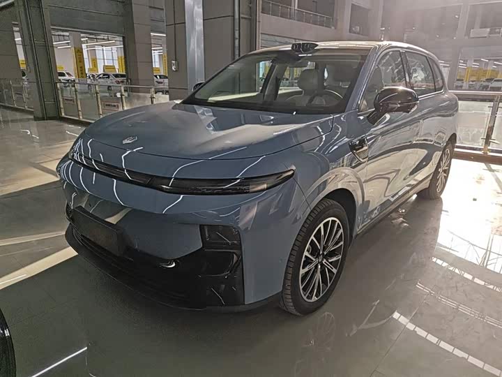 Фото 2 - Leapmotor B10