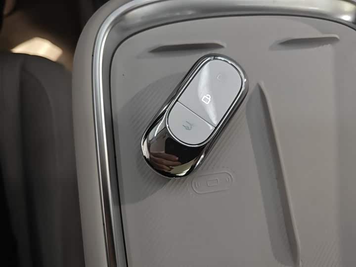 Фото 9 - Leapmotor B10