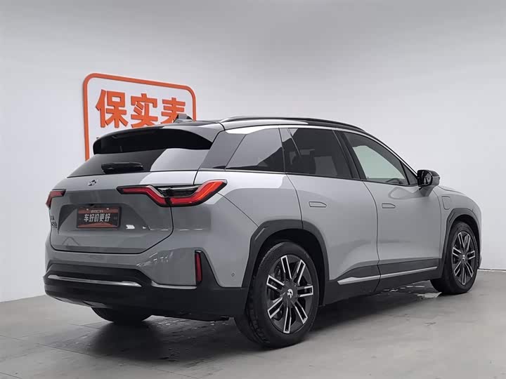 Фото 2 - Nio ES6