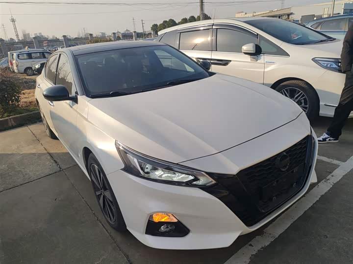 Фото 4 - Nissan Teana