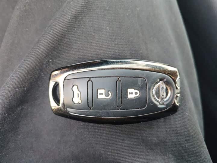 Фото 9 - Nissan Teana