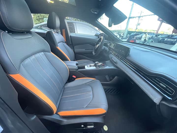 Фото 6 - GAC Trumpchi Empow R