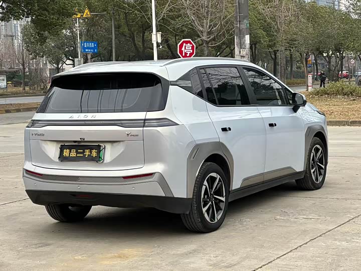 Фото 9 - GAC Aion Y