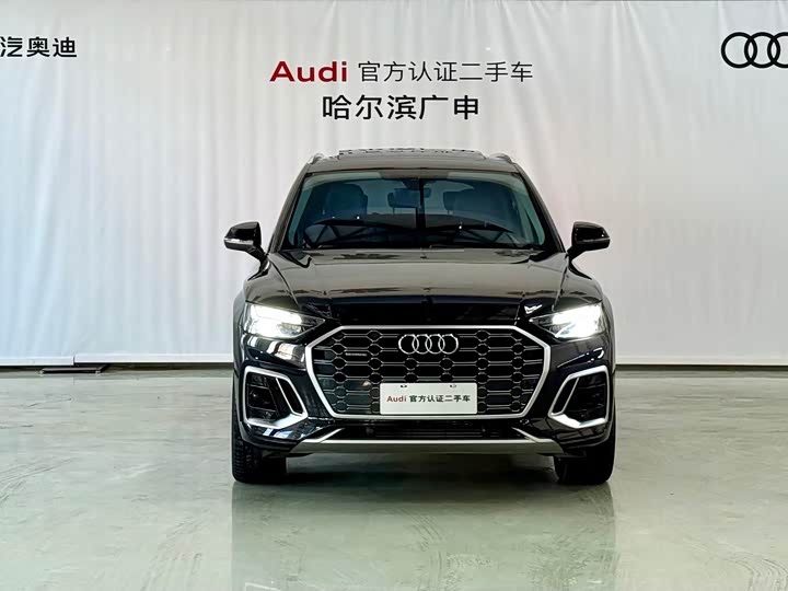 Фото 2 - Audi Q5L