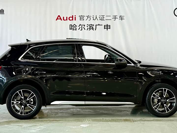 Фото 3 - Audi Q5L