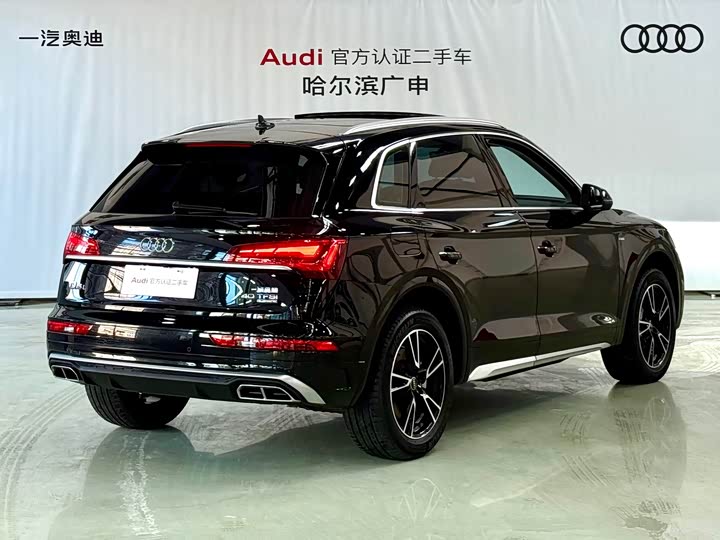 Фото 4 - Audi Q5L