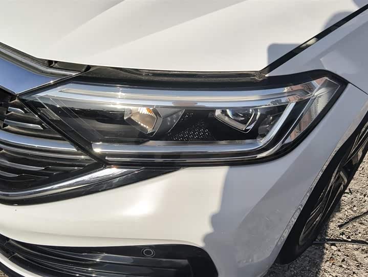 Фото 5 - Volkswagen Sagitar L