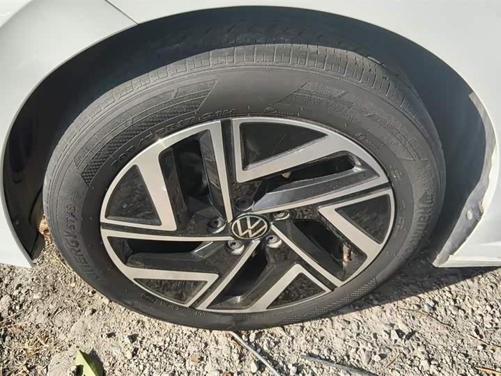 Фото 6 - Volkswagen Sagitar L