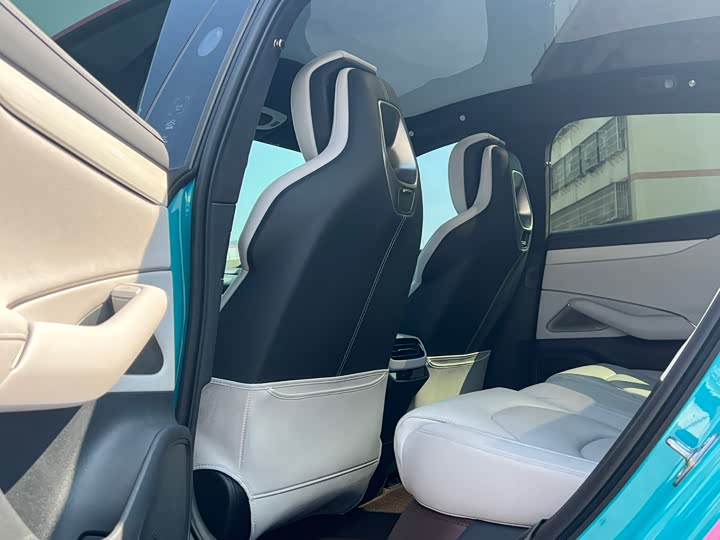 Фото 5 - Xiaomi SU7