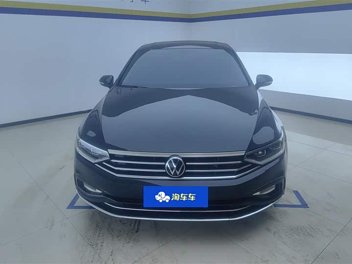 Фото 2 - Volkswagen Magotan