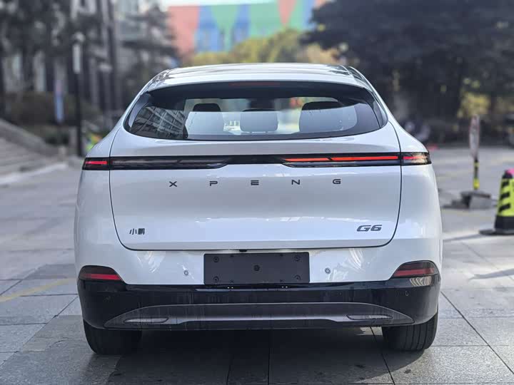 Фото 9 - XPeng G6