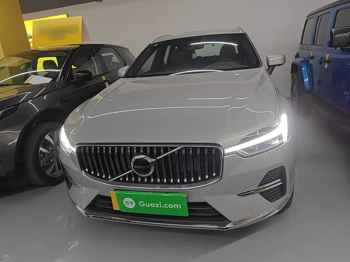 Фото 3 - Volvo XC60 Hybrid