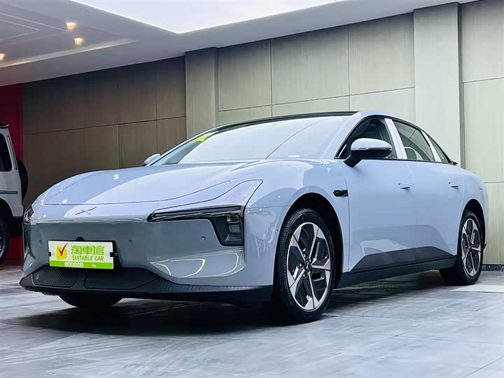 Фото 1 - XPeng Mona M03